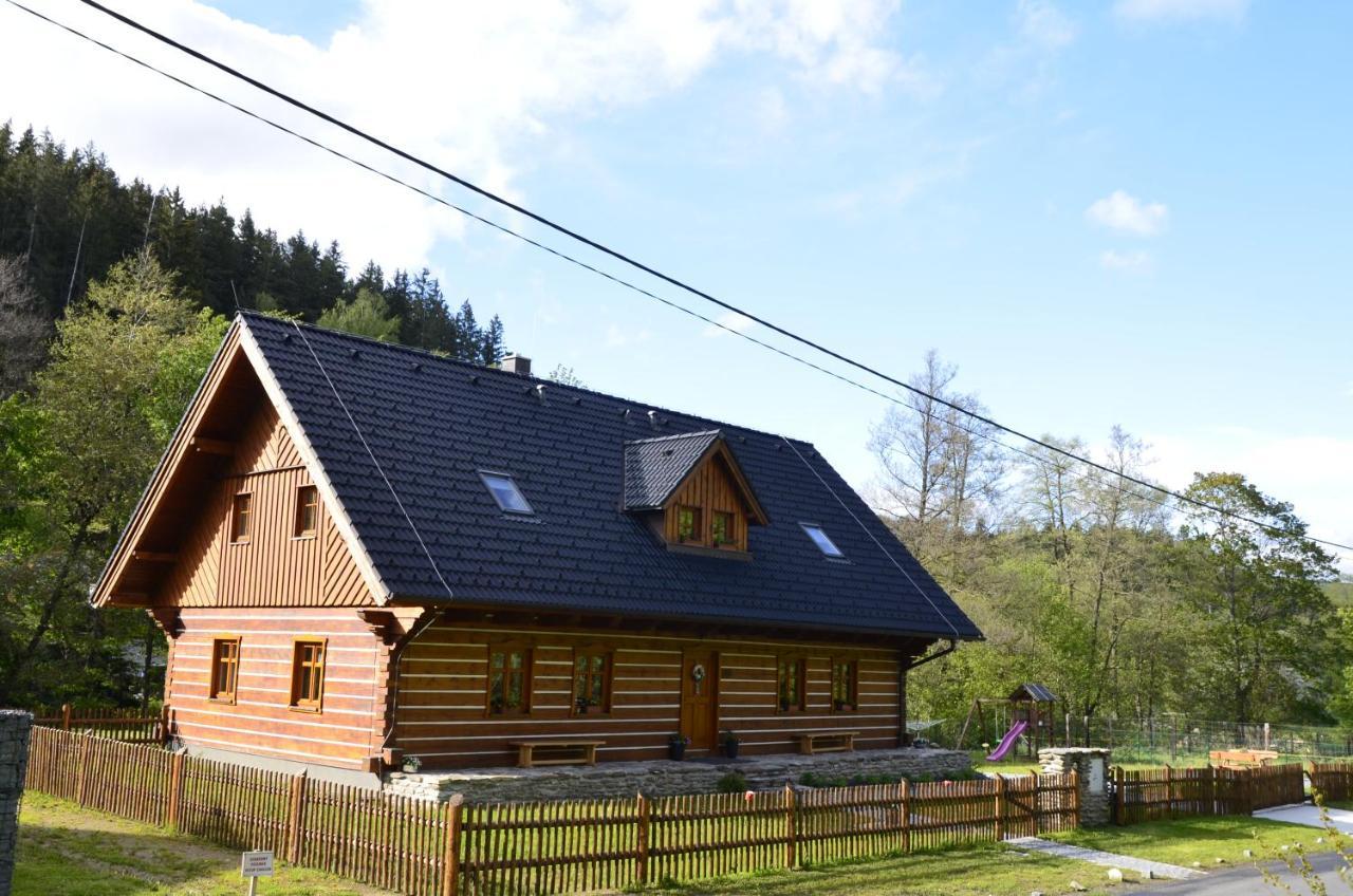 Apartmany U Vlcich Jam Petrowitz Exterior foto